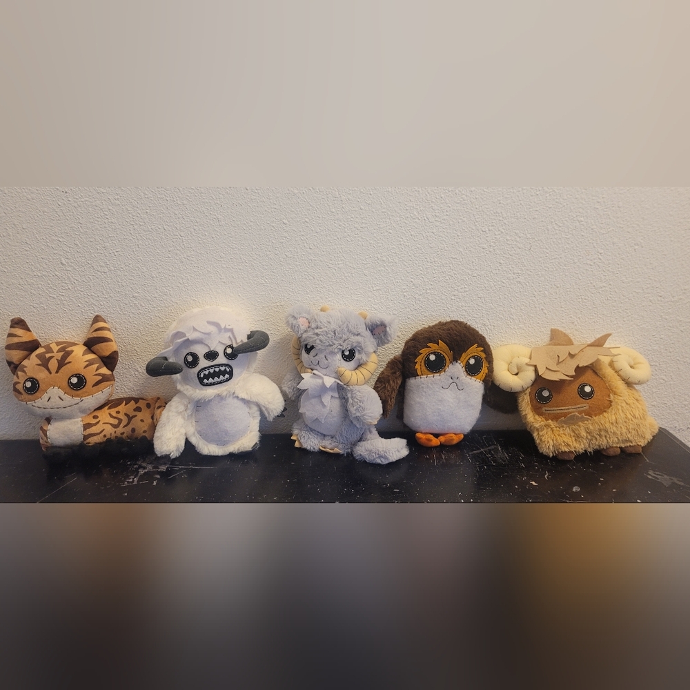 Mattel Star Wars Galaxy's Edge Plush Toy Set Of Five